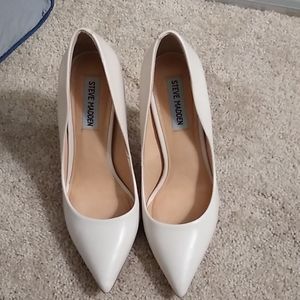 Steve Madden Daisies High Heel Pumps